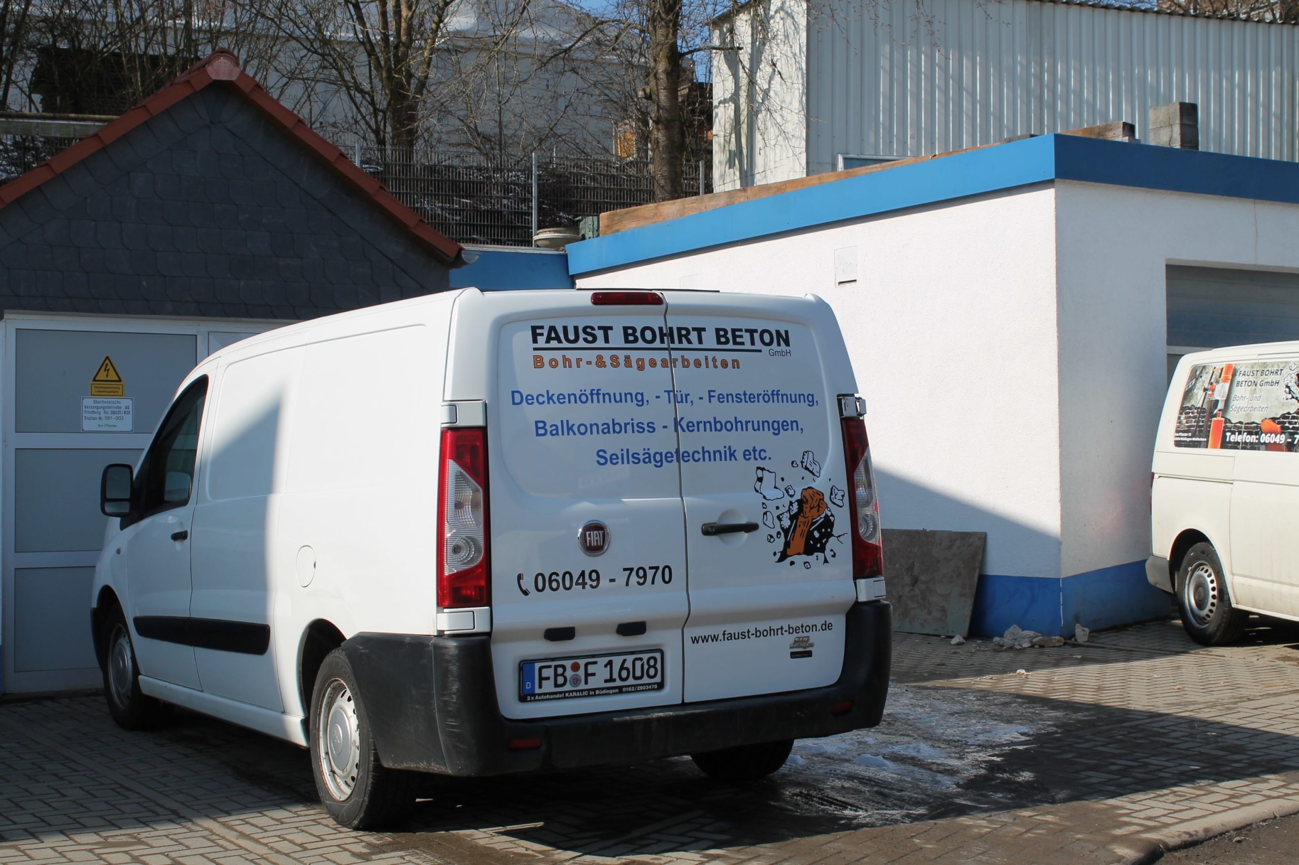 Faust bohrt Beton Fuhrpark 1